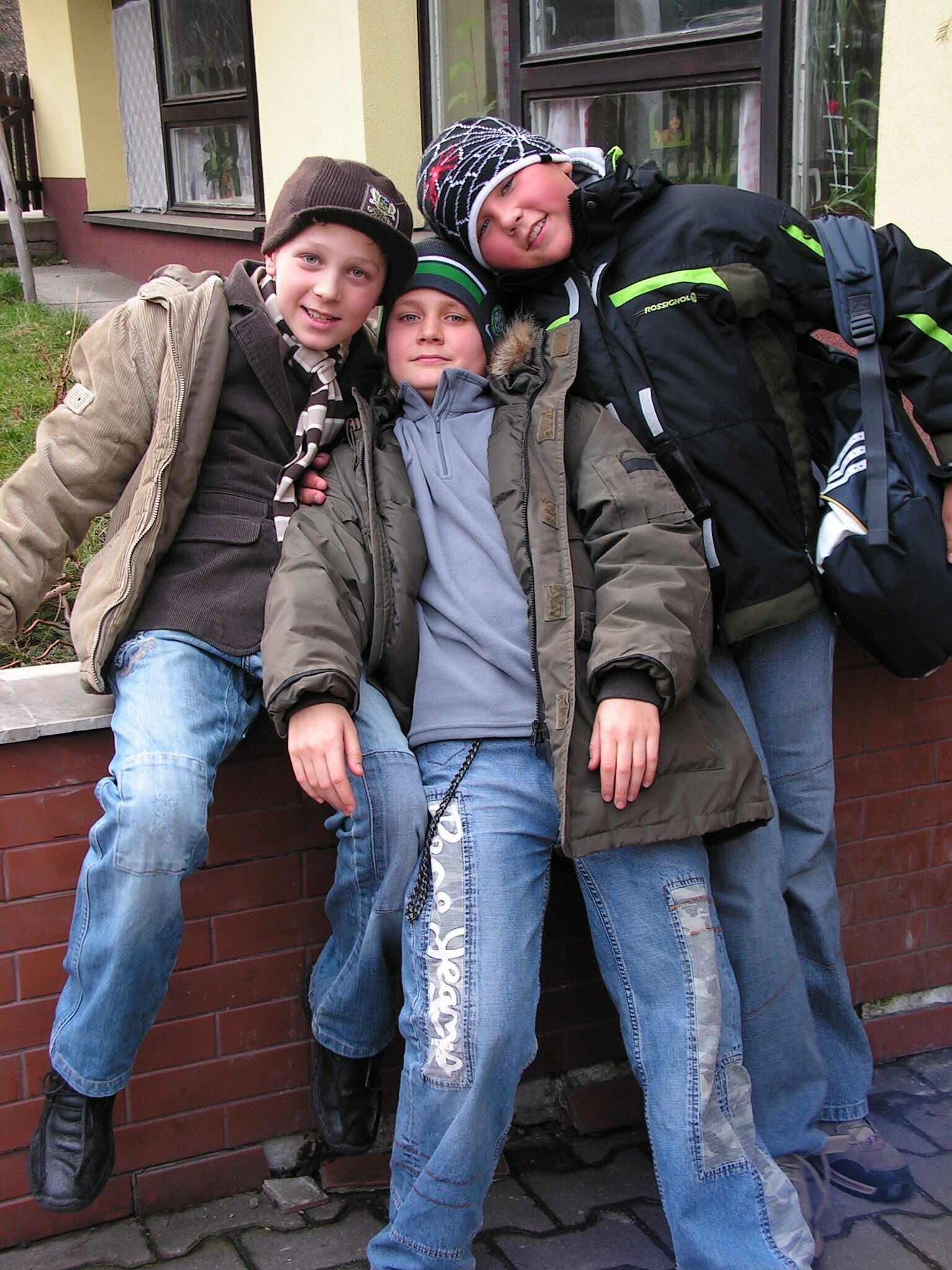 zdjęcie z galerii „WISŁA 2” — szkoła tenisa ziemnego / nauka tenisa / treningi / turnieje / obozy — Sosnowiecka Szkoła Tenisa Ziemnego — korty tenisowe przy al. Mireckiego 4 w Sosn
